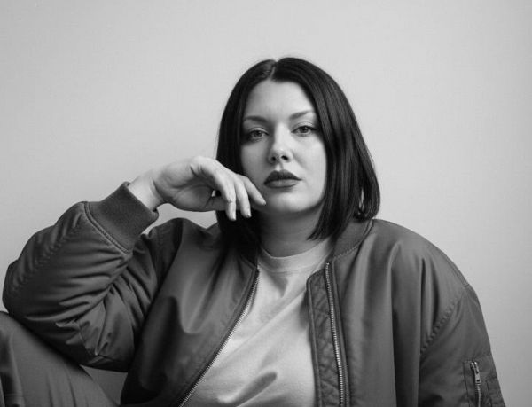 День рождения в подарок: Кристина Мигунова