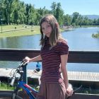 Полина Попова