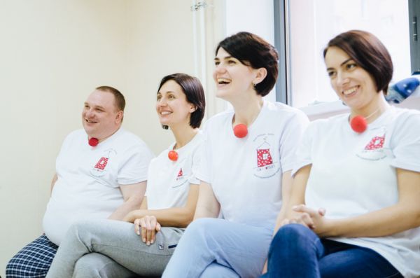 В Красноярске состоялась третья Школа больничной клоунады - 1