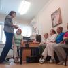 Больничные клоуны из «Дома в горошек» делятся своими навыками с медиками