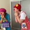 Звездные автографы для больничных клоунов